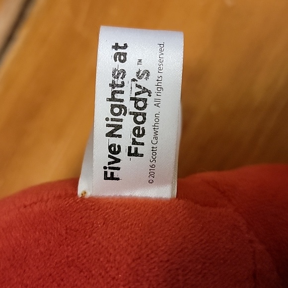 Five Nights At Freddy's Foxy - Picture 3 of 6